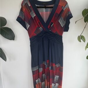NCElegant Multicolor V-Neck Dress